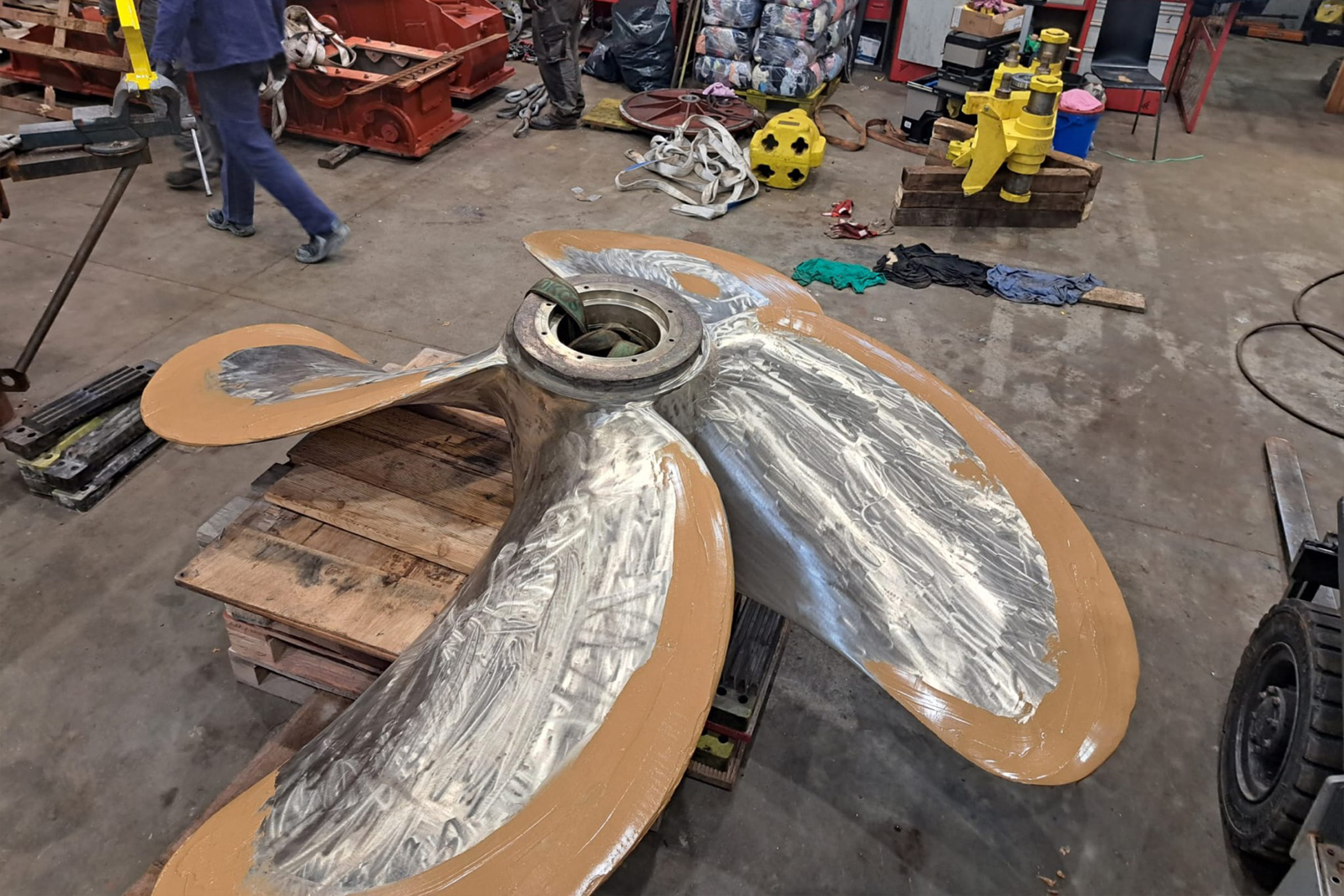 WEICON_BR_Instandsetzungen_eines_Schiffspropellers WEICON_BR_Instandsetzungen_eines_Schiffspropellers