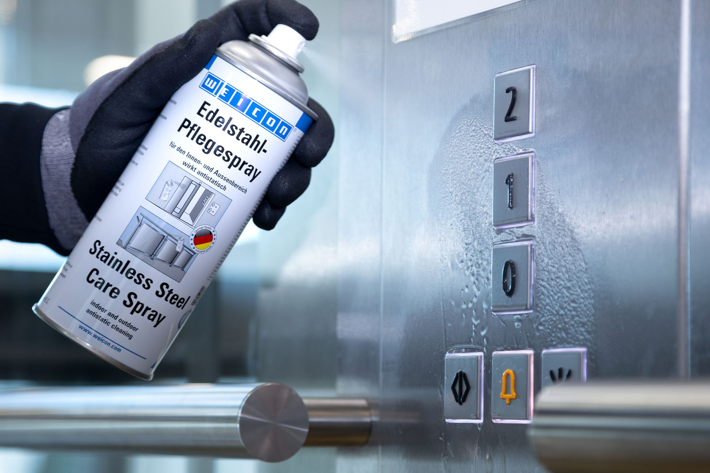 Edelstahl-Pflegespray_Aufzug-reinigen Edelstahl-Pflegespray_Aufzug-reinigen