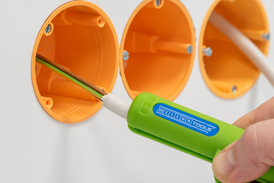 Round Cable Stripper No. 13 Green Line | Odizolovacie náradie je vyrobené až z 97 % z obnoviteľných surovín I na odizolovanie všetkých bežných kruhových káblov I pracovný rozsah Ø 6,0 - 13,0 mm