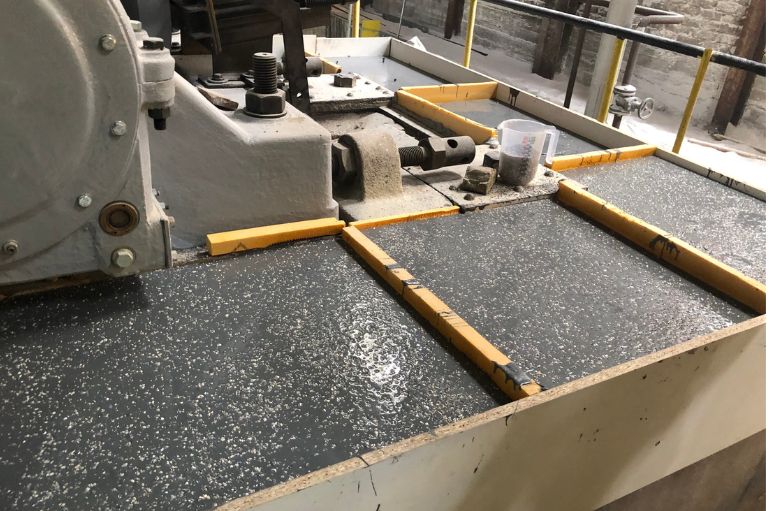 Vyplnená podlahová doska