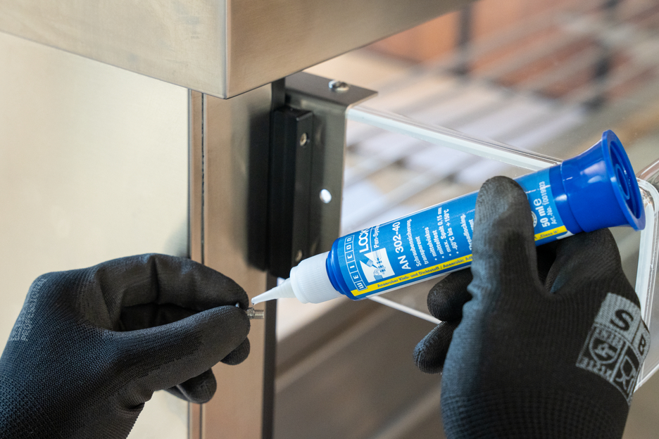 WEICONLOCK® AN 302-40 zaistenie skrutiek | stredná pevnosť, so schválením DVGW